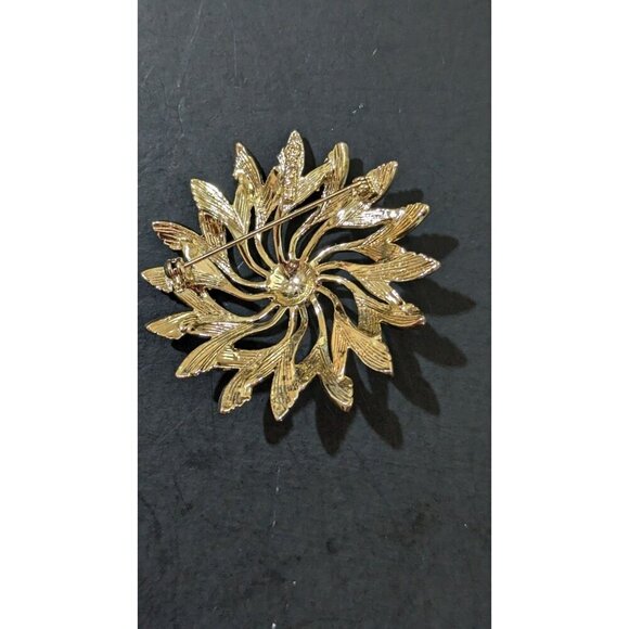 Vintage Sarah Coventry Gold-Tone Sunburst Brooch Pin flower - Picture 4 of 6